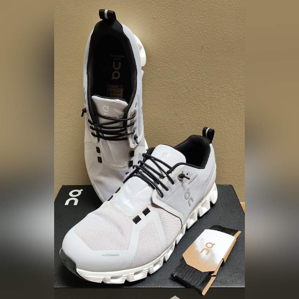 On Cloud 5 Waterproof, women's 9